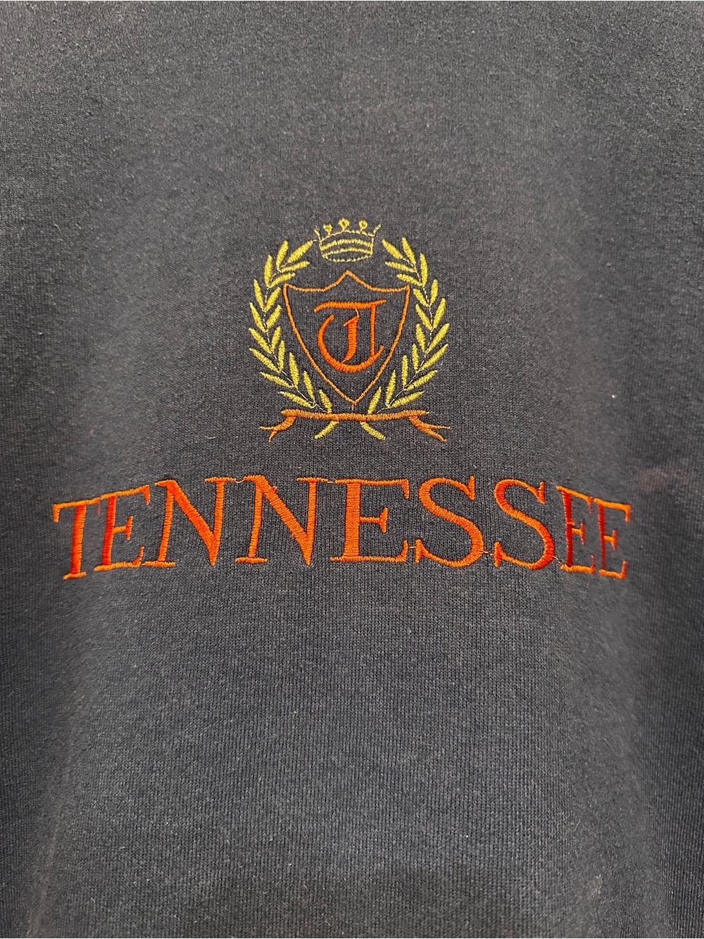 VTG 90s Tennessee Crewneck Sweatshirt SZ L Navy Embroidered Crest Logo Pullover - Picture 7 of 9